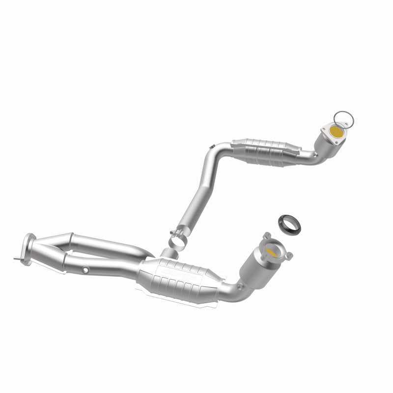 MagnaFlow California Grade CARB Compliant Direct-Fit Catalytic Converter 447284 360 Degree Image Set