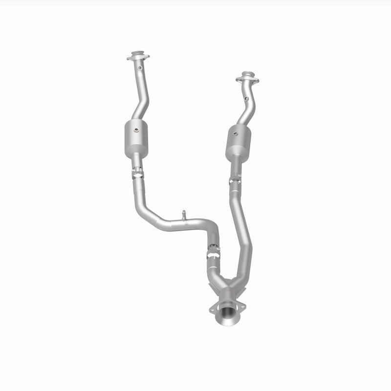 Magnaflow 20-21 Ford Transit-150 Single Underbody V6 3.5L RWD Direct-Fit Catalytic Converter 280248 280248 360 Degree Image Set