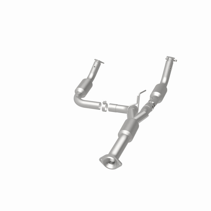 MagnaFlow California Grade CARB Compliant Direct-Fit Catalytic Converter 5582113 360 Degree Image Set