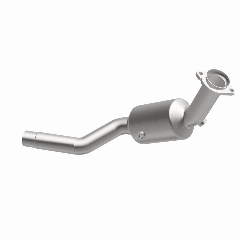 MagnaFlow Jaguar California Grade CARB Compliant Direct-Fit Catalytic Converter 5461954 360 Degree Image Set