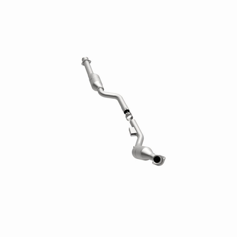 MagnaFlow Mercedes-Benz E320 California Grade CARB Compliant Direct-Fit Catalytic Converter 454028 360 Degree Image Set