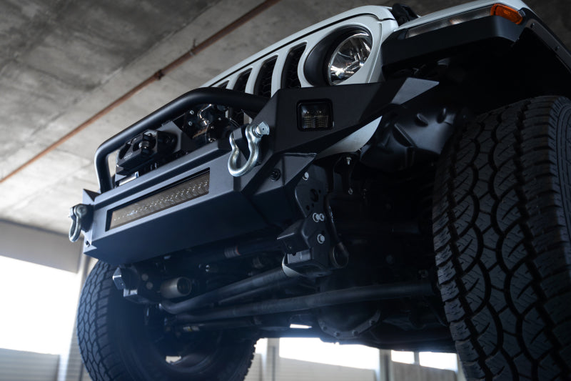 DV8 Offroad 18-23 Jeep Wrangler JL / 20-23 Jeep Gladiator JT FS-7 Mid-Width Winch Front Bumper FBJL-07 FBJL-07 Photo - Unmounted