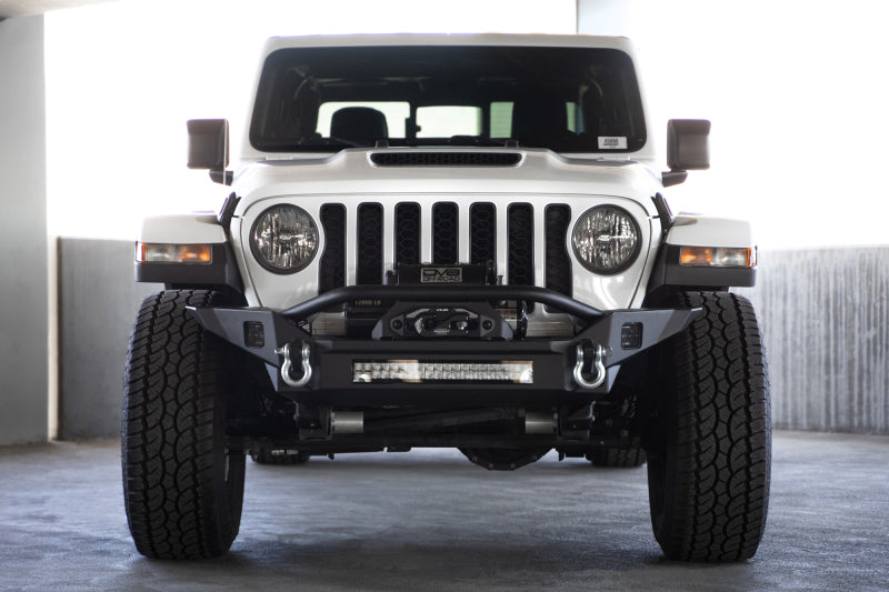 DV8 Offroad 18-23 Jeep Wrangler JL / 20-23 Jeep Gladiator JT FS-7 Mid-Width Winch Front Bumper FBJL-07 FBJL-07 Photo - Unmounted