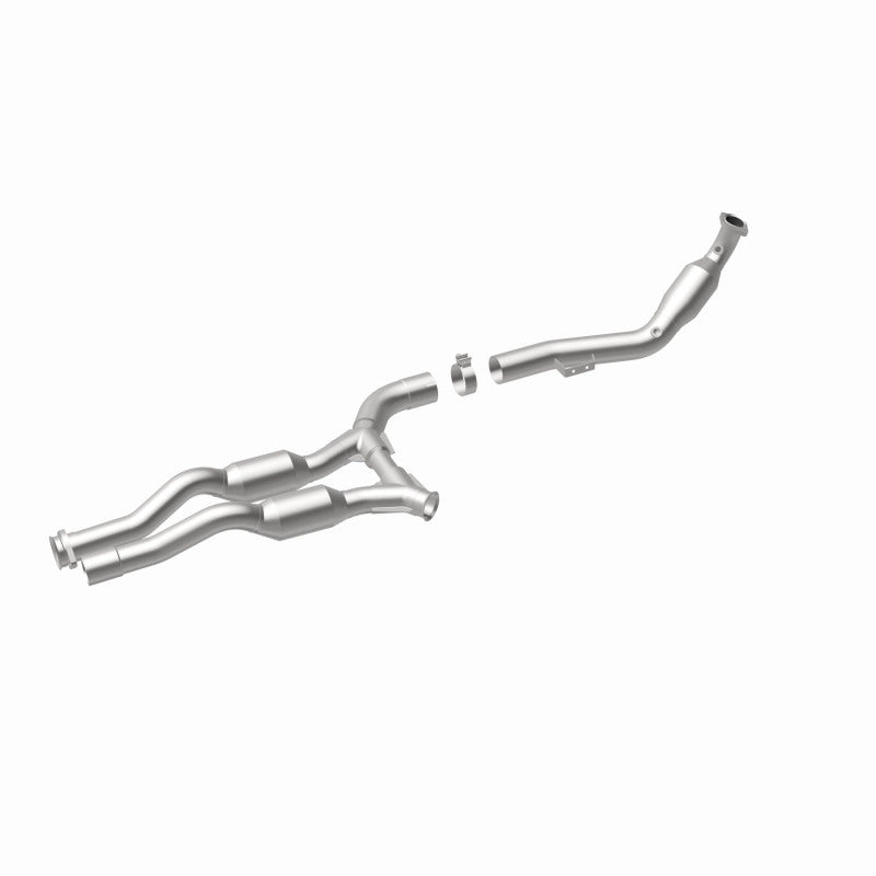 MagnaFlow Mercedes-Benz HM Grade Federal / EPA Compliant Direct-Fit Catalytic Converter 24334 360 Degree Image Set