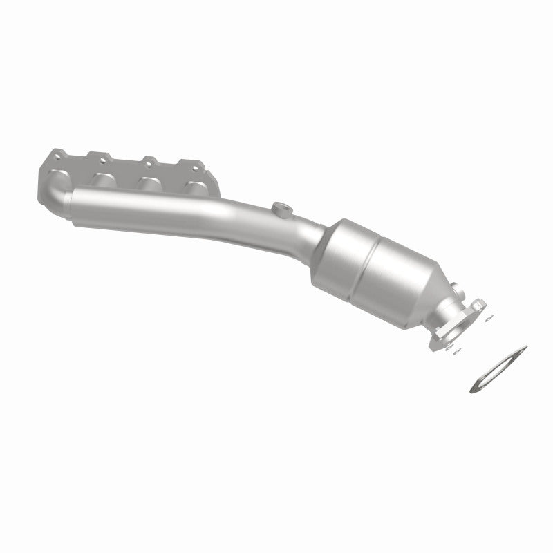 MagnaFlow Volkswagen Passat OEM Grade Federal / EPA Compliant Manifold Catalytic Converter 51197 360 Degree Image Set