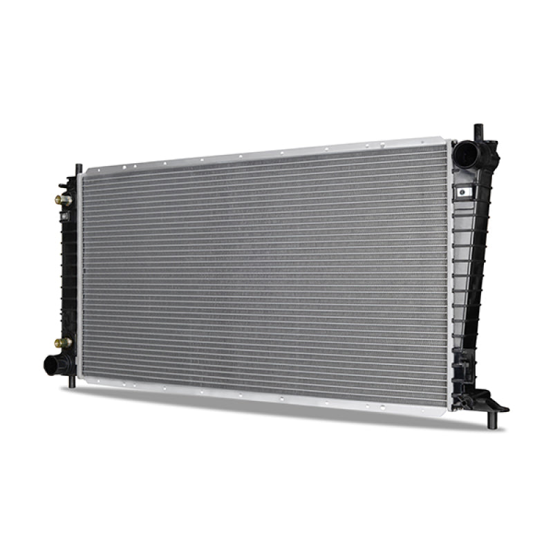 Mishimoto 1997-1998 Ford Expedition 5.4L Radiator Replacement R2136-AT Photo - Close Up