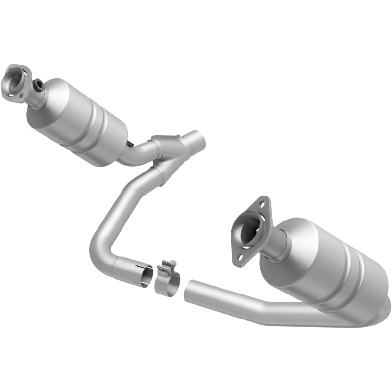 MagnaFlow Mitsubishi Raider California Grade CARB Compliant Direct-Fit Catalytic Converter 4451627 Photo - Primary