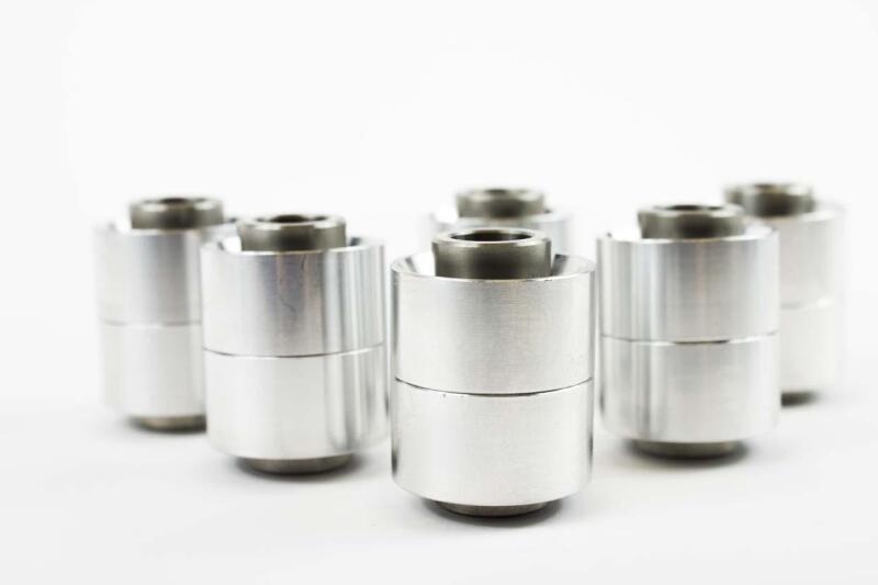 SPL Part Rear Knuckle Monoball Bushings S13/S14/R33/R33T SPL RKB S13 Photo - out of package