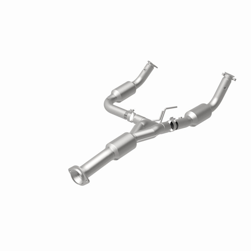 MagnaFlow California Grade CARB Compliant Direct-Fit Catalytic Converter 5582812 360 Degree Image Set