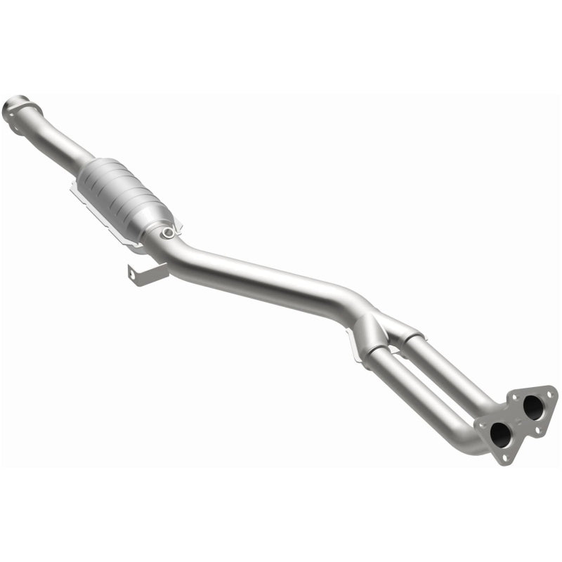 MagnaFlow BMW Standard Grade Federal / EPA Compliant Direct-Fit Catalytic Converter 93684 Photo - out of package