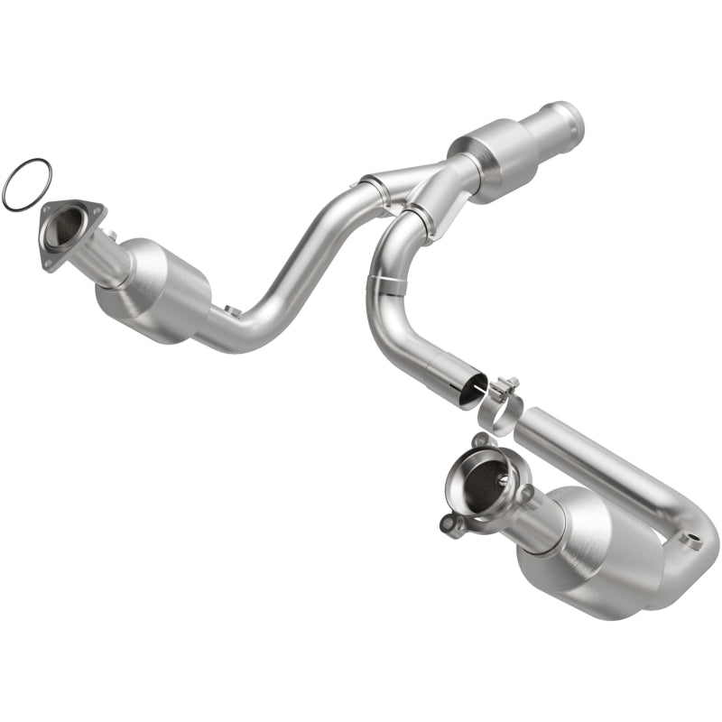 MagnaFlow California Grade CARB Compliant Direct-Fit Catalytic Converter 5582617 Photo - Primary