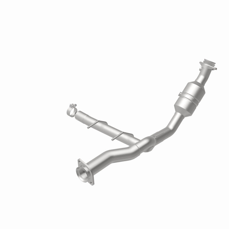 MagnaFlow Ford F-150 California Grade CARB Compliant Direct-Fit Catalytic Converter 5551139 360 Degree Image Set