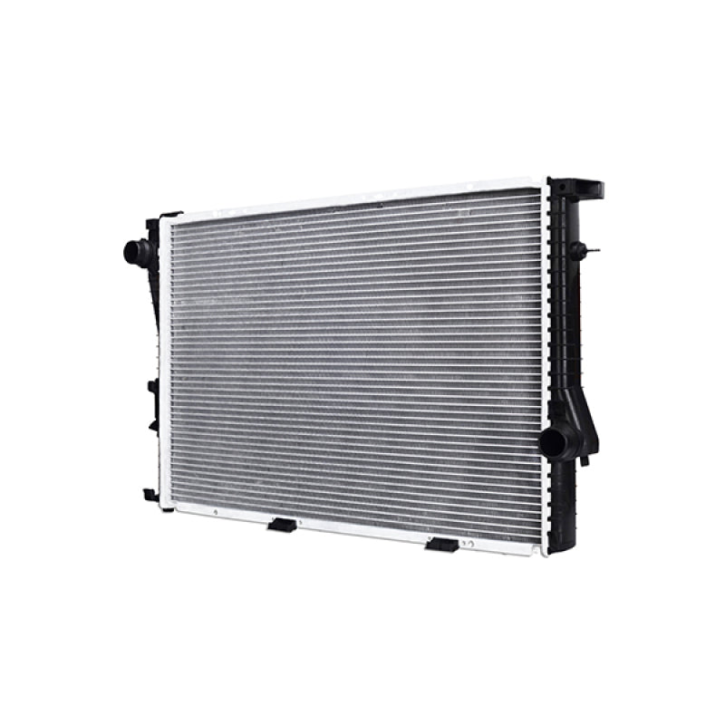 Mishimoto 1999-2000 BMW 528i 2.8L Radiator Replacement R2284-MT Photo - Close Up