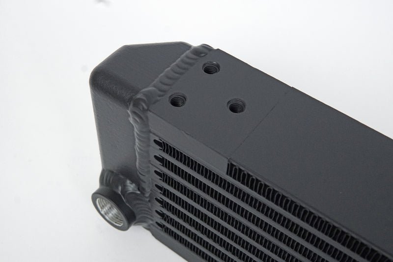 CSF Universal Single-Pass Oil Cooler - M22 x 1.5 Connections 22x4.75x2.16 8202 8202 Photo - Close Up