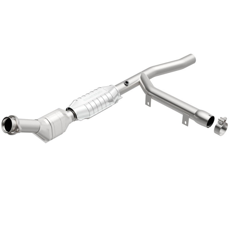 MagnaFlow Ford F-150 California Grade CARB Compliant Direct-Fit Catalytic Converter 447132 Photo - Primary