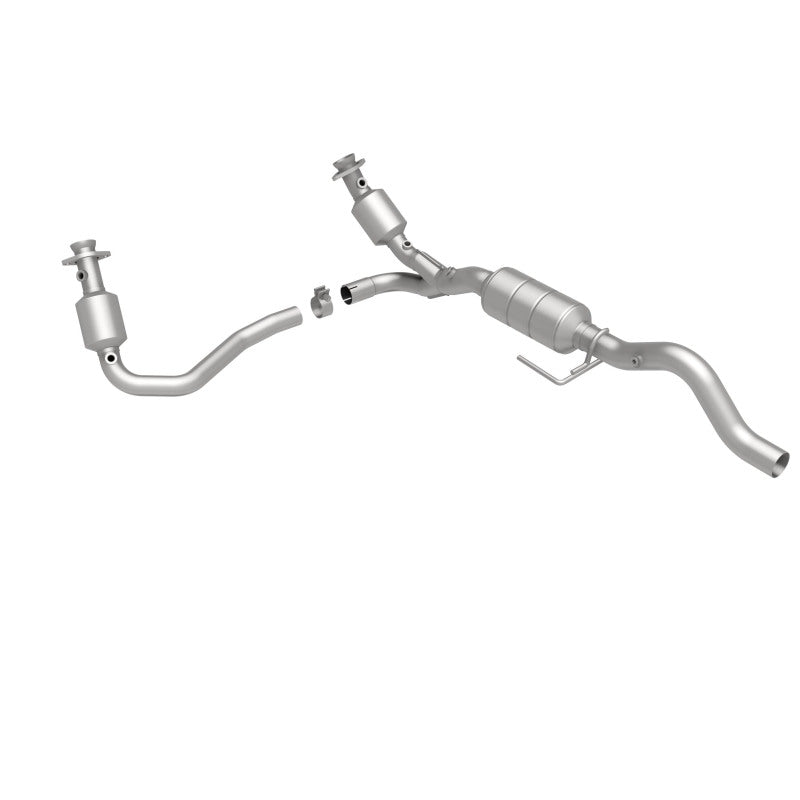 MagnaFlow Dodge Durango OEM Grade Federal / EPA Compliant Direct-Fit Catalytic Converter 51351 360 Degree Image Set