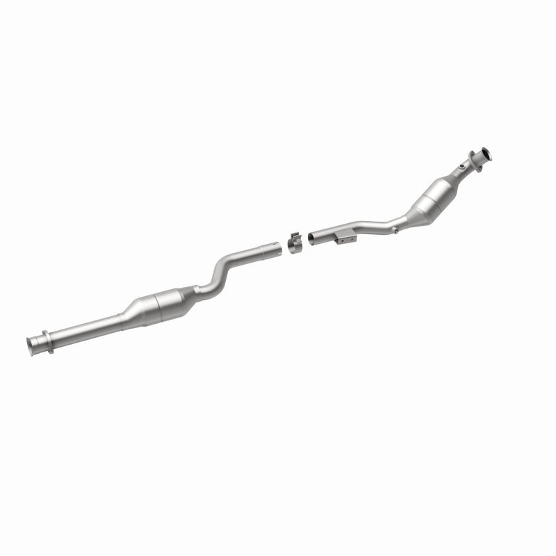 MagnaFlow Mercedes-Benz E320 California Grade CARB Compliant Direct-Fit Catalytic Converter 454028 360 Degree Image Set