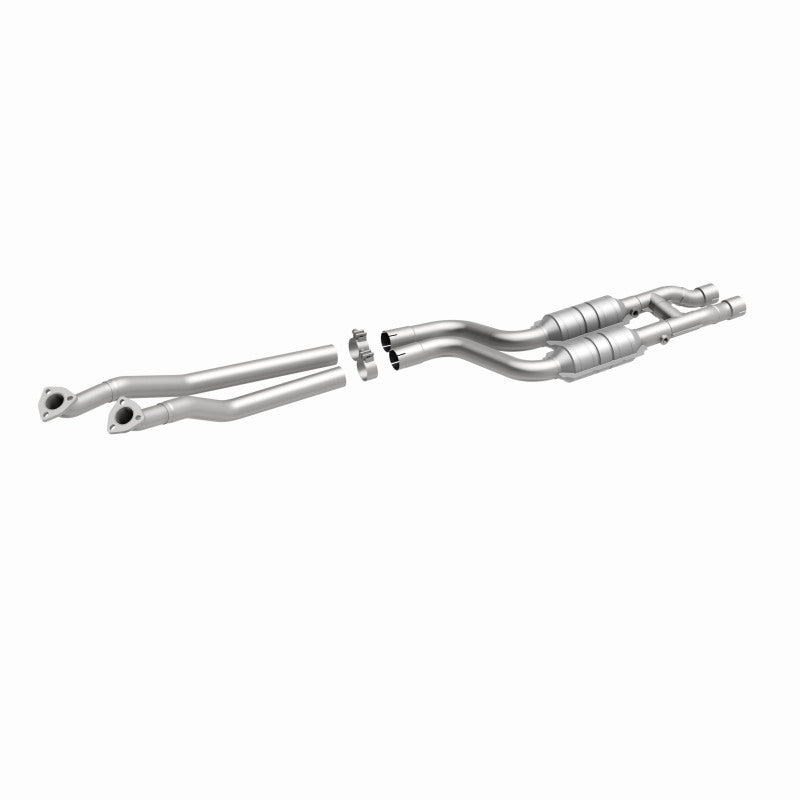 MagnaFlow BMW 528i HM Grade Federal / EPA Compliant Direct-Fit Catalytic Converter 24022 360 Degree Image Set