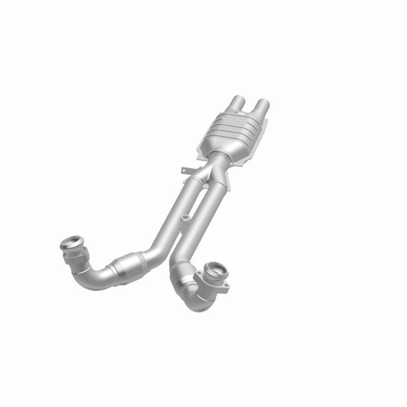 MagnaFlow Alfa Romeo Standard Grade Federal / EPA Compliant Direct-Fit Catalytic Converter 23097 360 Degree Image Set