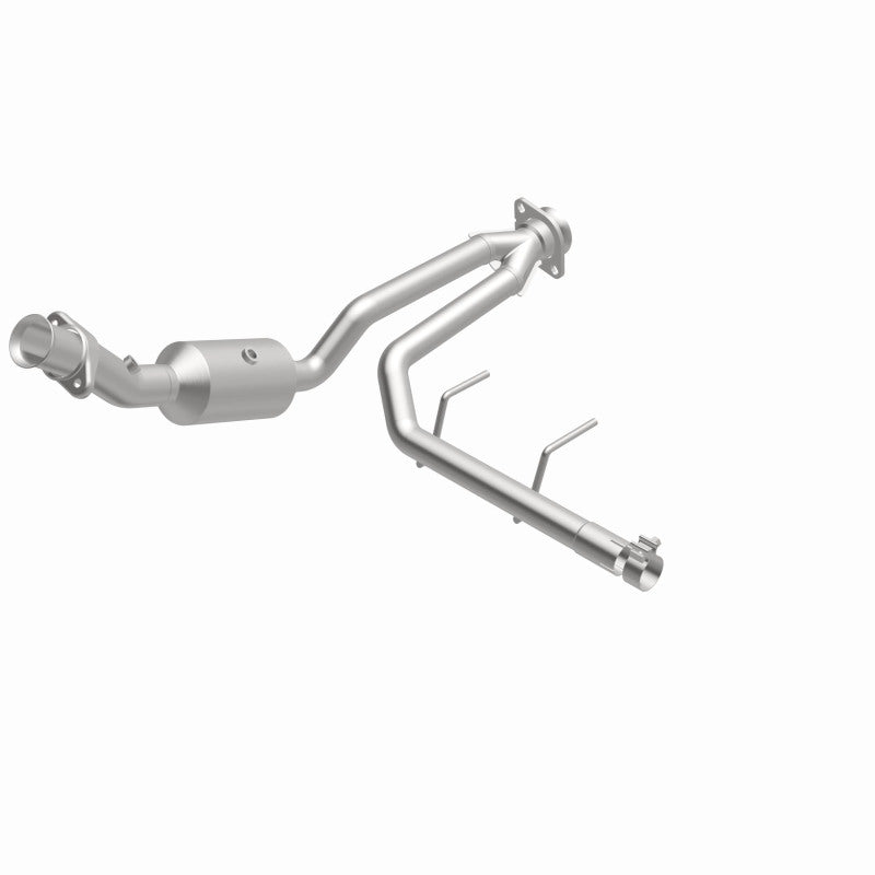 Magnaflow 18-20 Ford F-150 V6 3.3L Right Underbody Direct-Fit Catalytic Converter 280224 280224 360 Degree Image Set