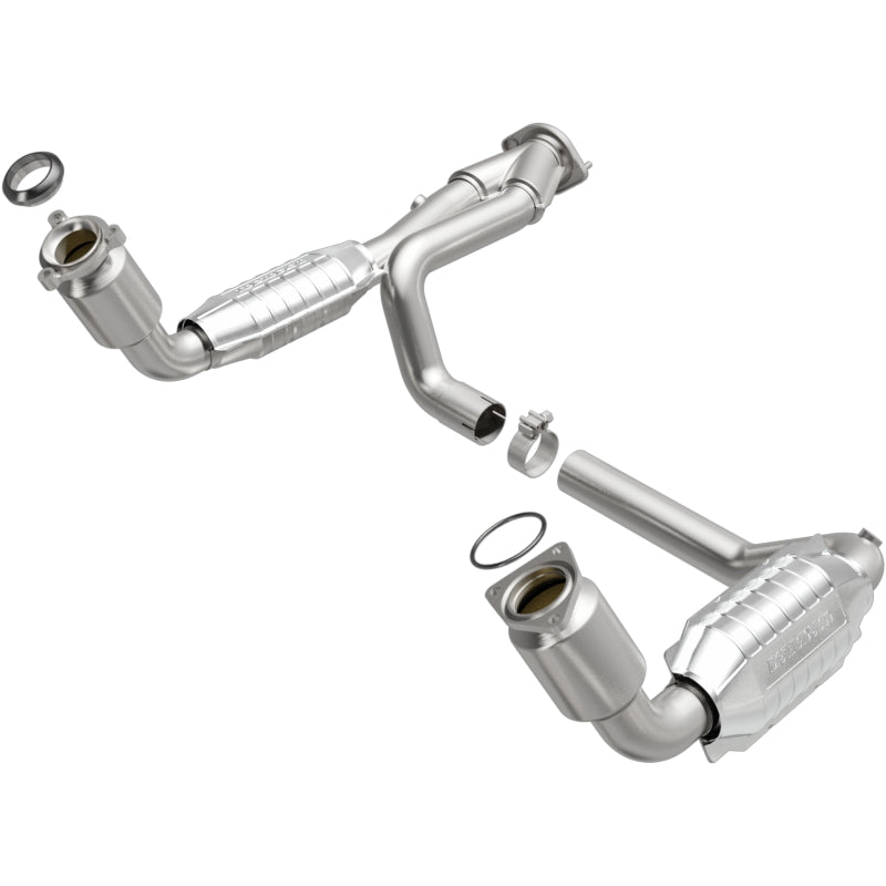 MagnaFlow California Grade CARB Compliant Direct-Fit Catalytic Converter 447284 Photo - Primary