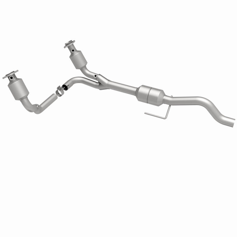 MagnaFlow Dodge Durango OEM Grade Federal / EPA Compliant Direct-Fit Catalytic Converter 51338 360 Degree Image Set