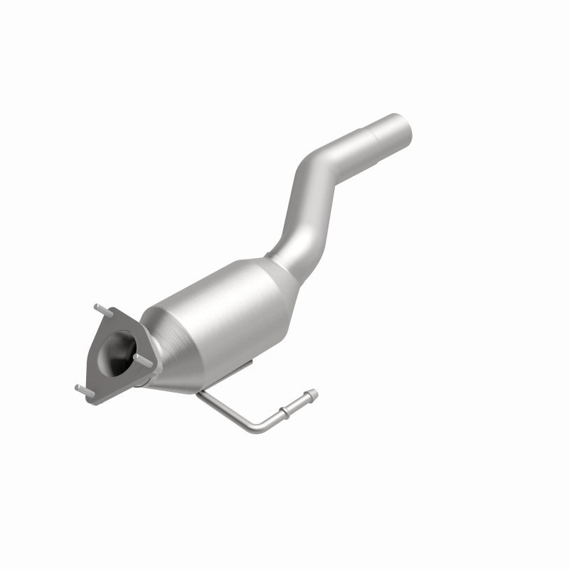 MagnaFlow Volkswagen Touareg OEM Grade Federal / EPA Compliant Direct-Fit Catalytic Converter 51154 360 Degree Image Set