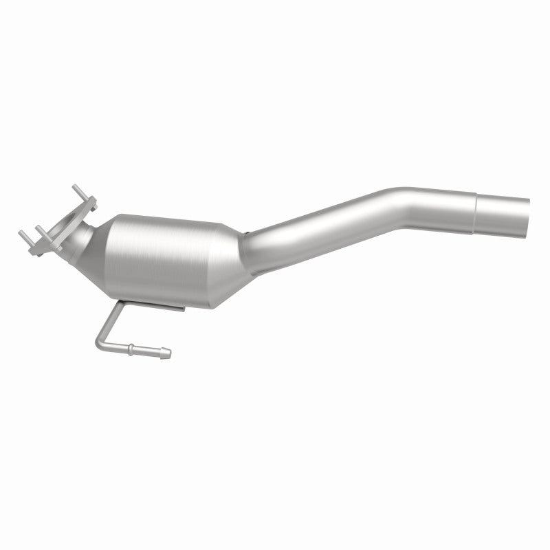 MagnaFlow Volkswagen Touareg OEM Grade Federal / EPA Compliant Direct-Fit Catalytic Converter 51154 360 Degree Image Set
