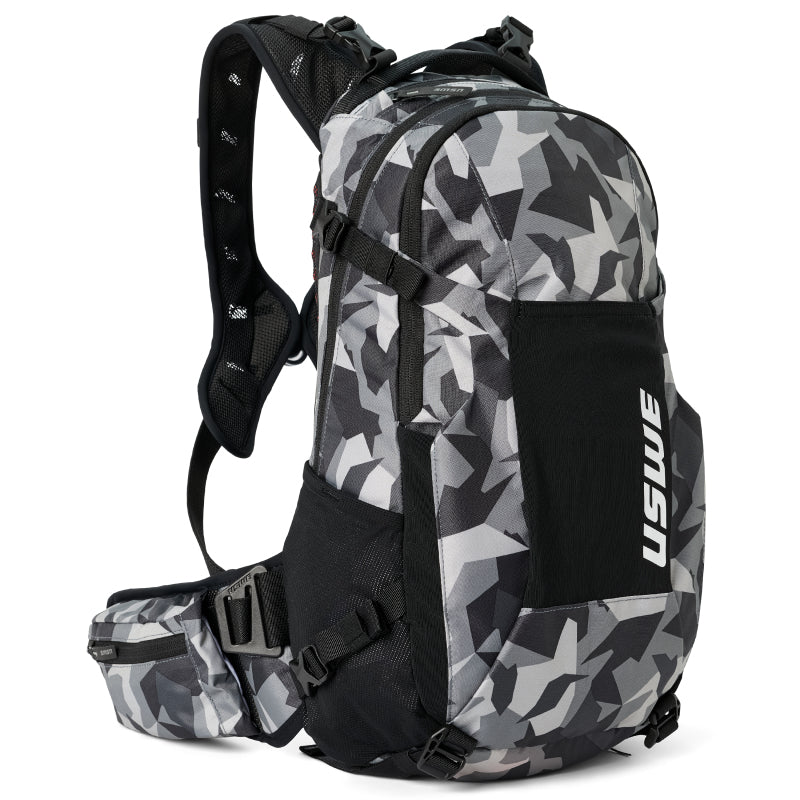 USWE Shred MTB Daypack 16L - Camo/Black 21601145 21601145 Photo - Primary