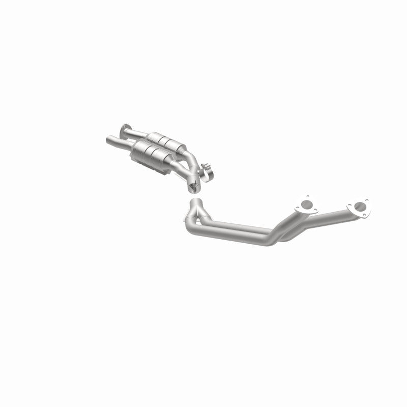 MagnaFlow BMW 525i Standard Grade Federal / EPA Compliant Direct-Fit Catalytic Converter 23808 360 Degree Image Set