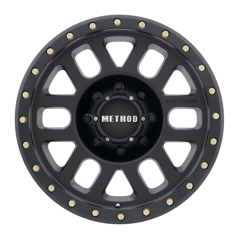 Method Race Wheels MR309 Grid Wheel Matte Black 18x9 0 8x180 MR30989088500 Photo - Close Up