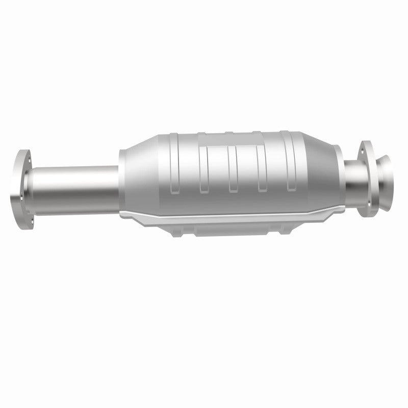 MagnaFlow Saab 900 Standard Grade Federal / EPA Compliant Direct-Fit Catalytic Converter 22833 360 Degree Image Set