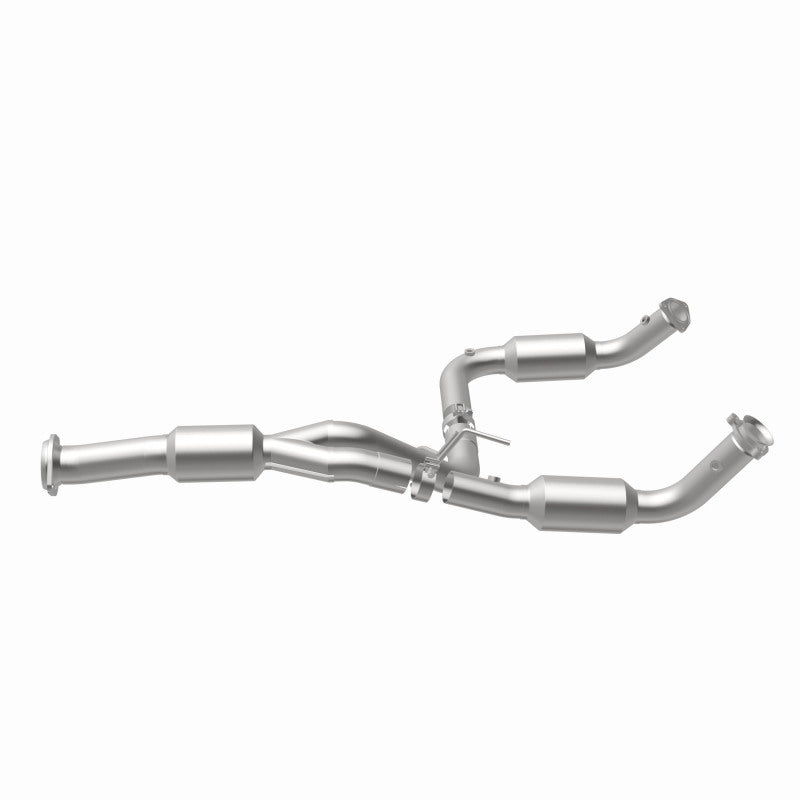 MagnaFlow California Grade CARB Compliant Direct-Fit Catalytic Converter 5582113 360 Degree Image Set