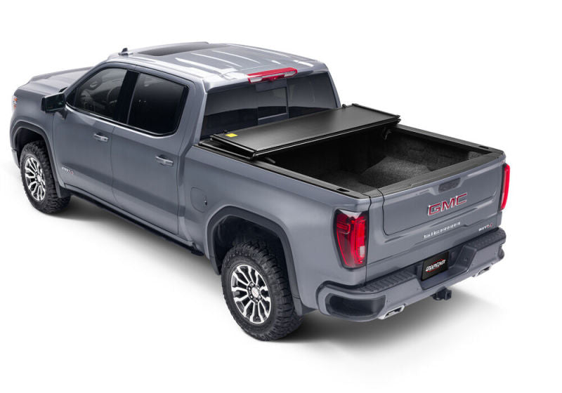 UnderCover 19-21 Ram 1500 6.4ft (Does not fit Rambox) Triad Bed Cover TR36009 TR36009 Photo - Mounted