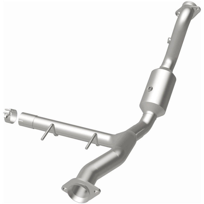 MagnaFlow Ford F-150 OEM Grade Federal / EPA Compliant Direct-Fit Catalytic Converter 21-471 Photo - out of package