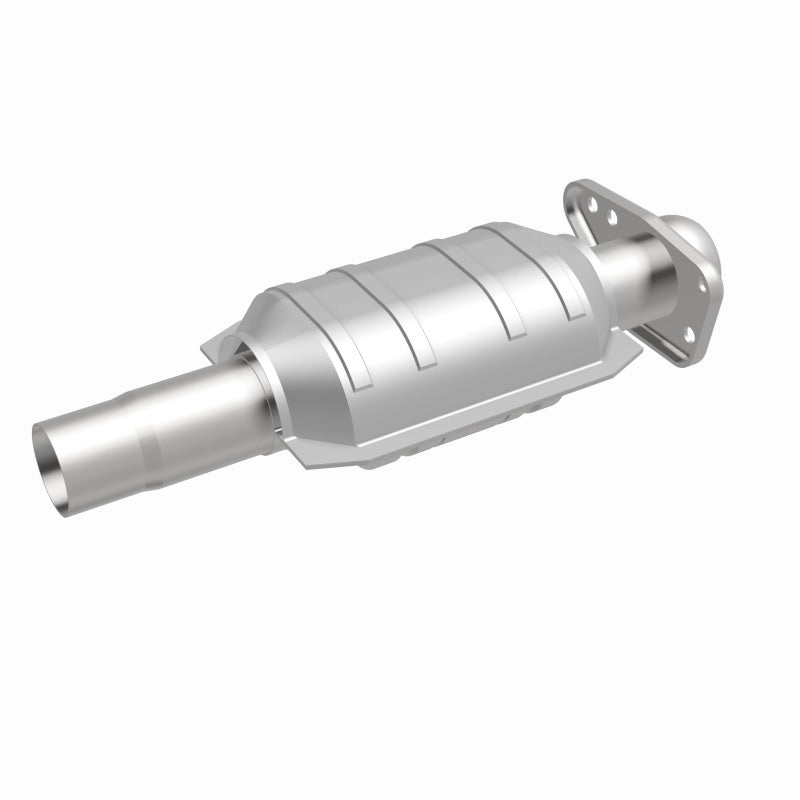 MagnaFlow Standard Grade Federal / EPA Compliant Direct-Fit Catalytic Converter 23496 360 Degree Image Set