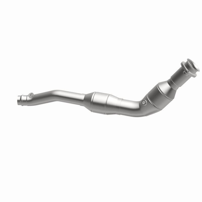 MagnaFlow Land Rover LR4 OEM Grade Federal / EPA Compliant Direct-Fit Catalytic Converter 21-717 360 Degree Image Set