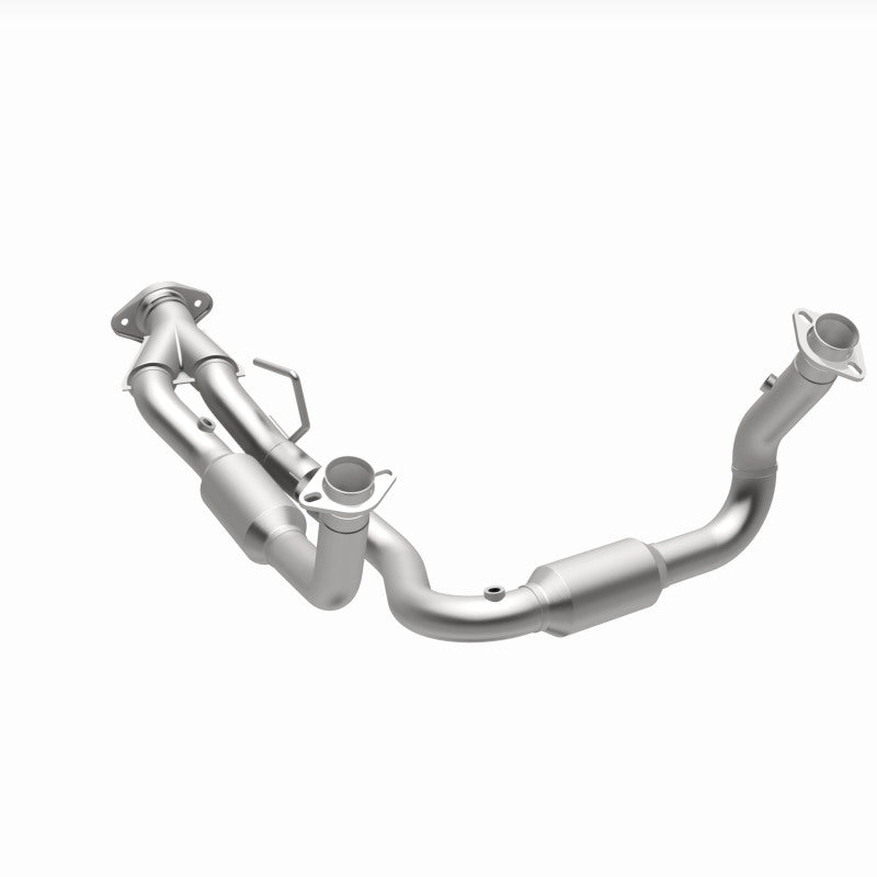 Magnaflow 05-06 Jeep Grand Cherokee 4.7L Direct Fit Catalytic Converter 4651686 4651686 360 Degree Image Set
