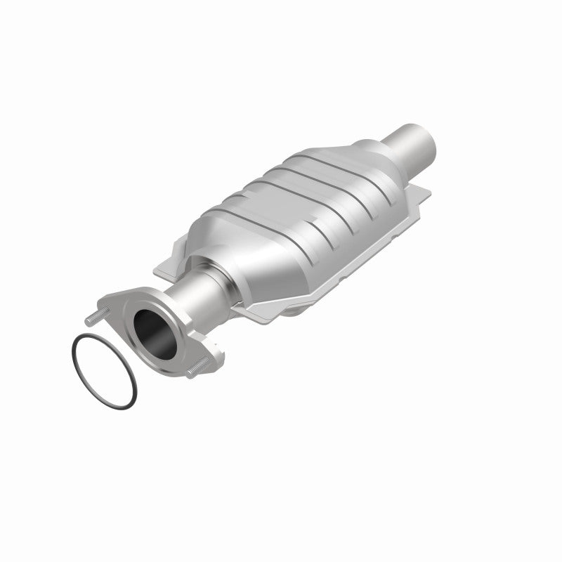 MagnaFlow OEM Grade Federal / EPA Compliant Direct-Fit Catalytic Converter 51896 360 Degree Image Set