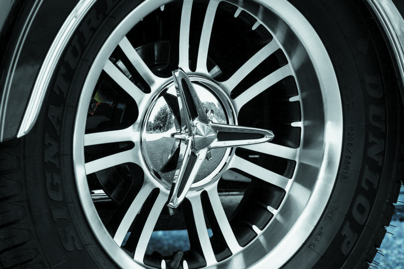 Kuryakyn Knock-Off Center Caps For Trikes Chrome 1243 1243 User 1