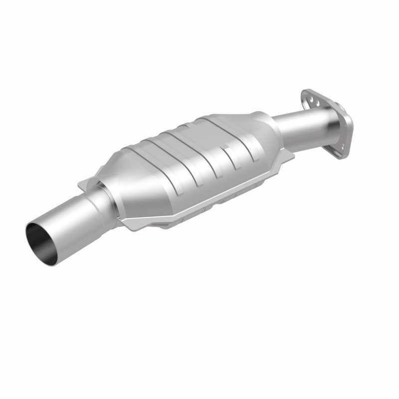 MagnaFlow Standard Grade Federal / EPA Compliant Direct-Fit Catalytic Converter 93431 360 Degree Image Set