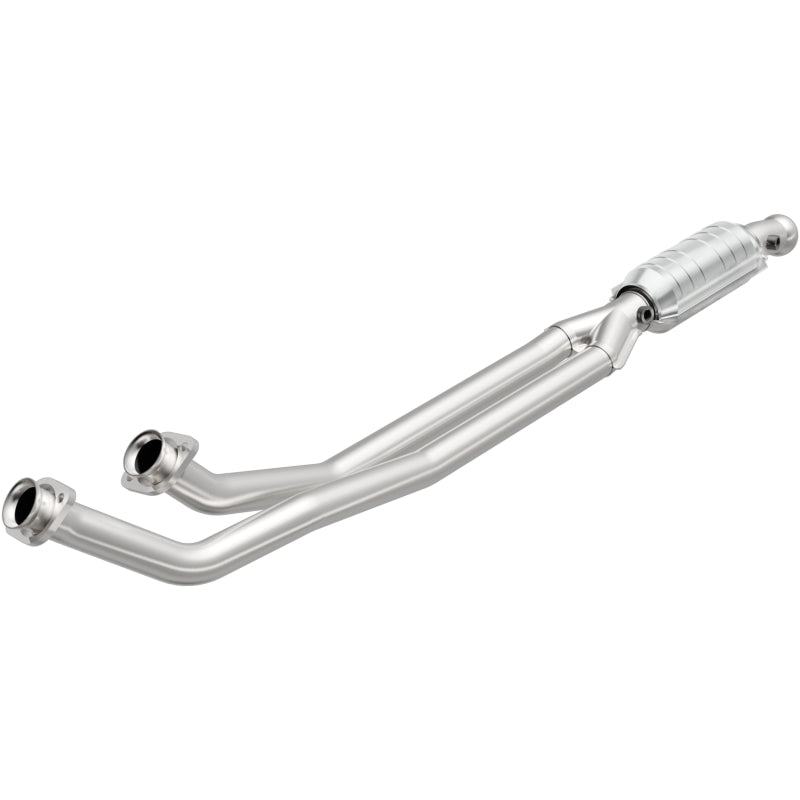MagnaFlow Volvo HM Grade Federal / EPA Compliant Direct-Fit Catalytic Converter 23954 Photo - Primary