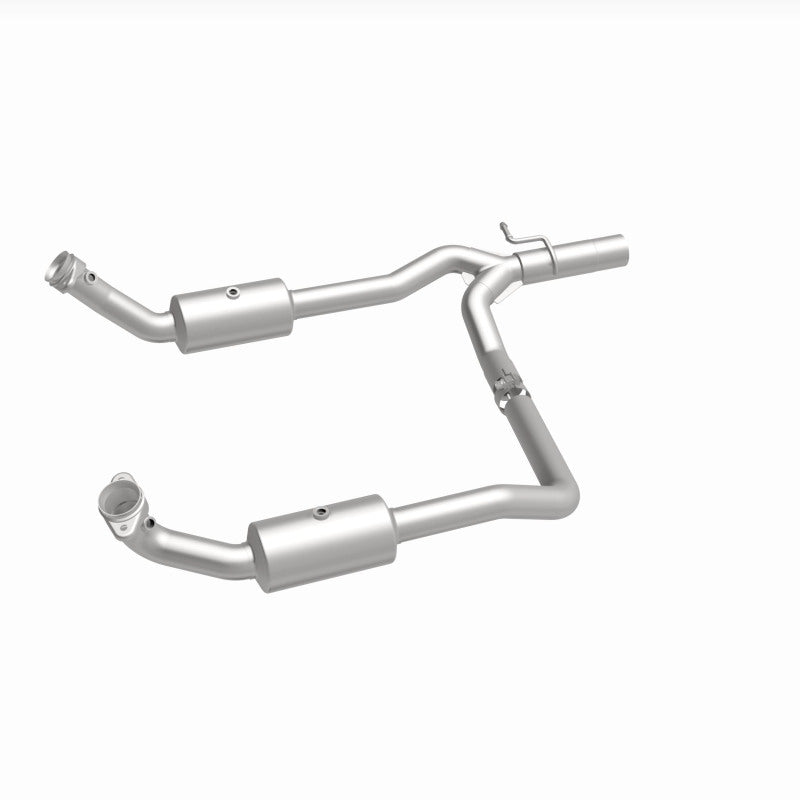 Magnaflow 09-13 Ford E-350 Super Duty V10 6.8 OEM Underbody Direct Fit Catalytic Converter 21-599 21-599 360 Degree Image Set