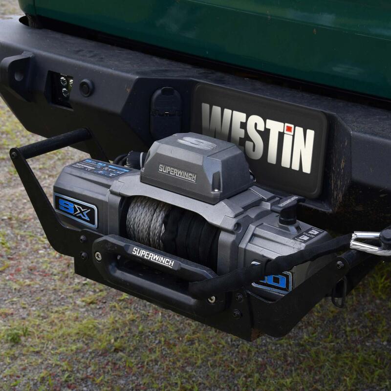 Superwinch 9500 LBS 2in Receiver Cradle (SX 10000 / Talon 9.5 / Tiger Shark 9500 / LP 8500/10000) 2050 2050 Photo - lifestyle view