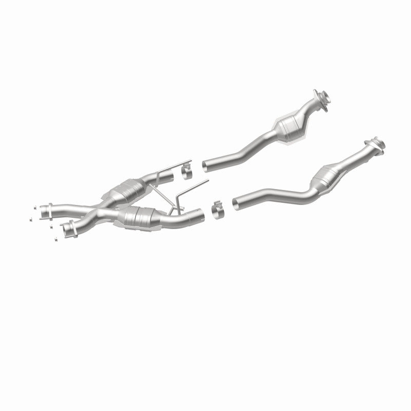 MagnaFlow Standard Grade Federal / EPA Compliant Direct-Fit Catalytic Converter 93332 360 Degree Image Set