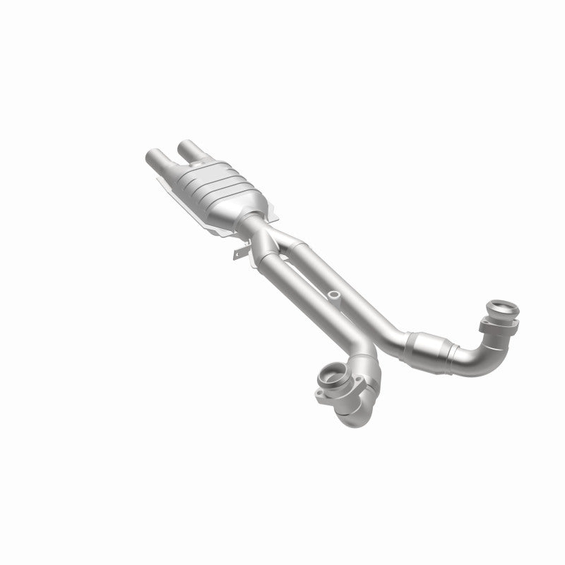 MagnaFlow Alfa Romeo Standard Grade Federal / EPA Compliant Direct-Fit Catalytic Converter 23097 360 Degree Image Set