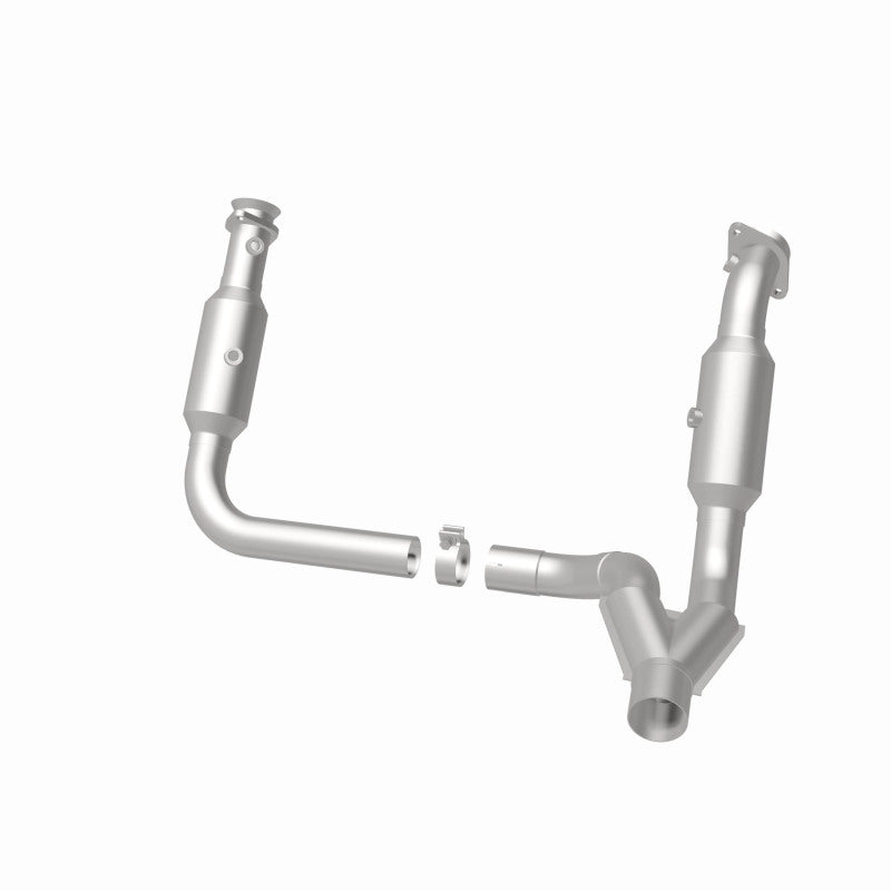 MagnaFlow Dodge Ram 1500 California Grade CARB Compliant Direct-Fit Catalytic Converter 5451664 360 Degree Image Set