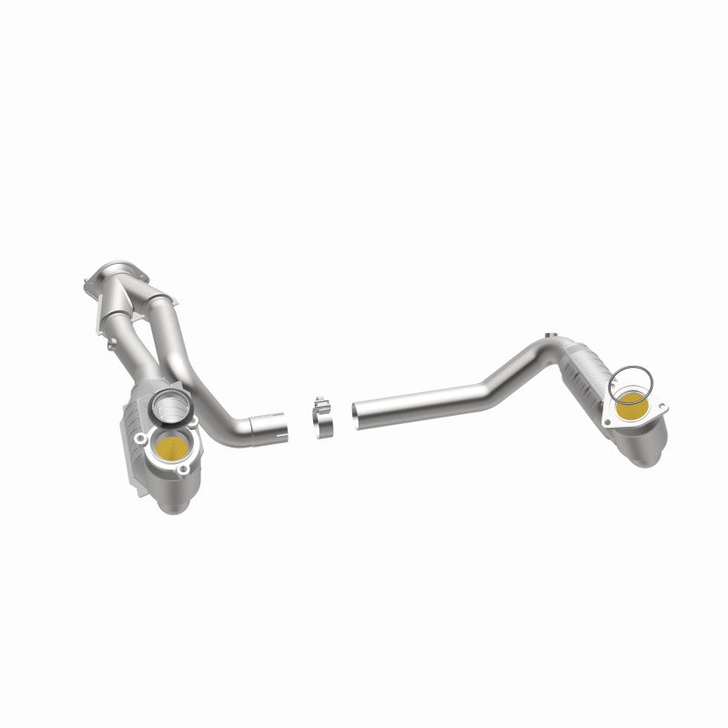 MagnaFlow California Grade CARB Compliant Direct-Fit Catalytic Converter 447284 360 Degree Image Set