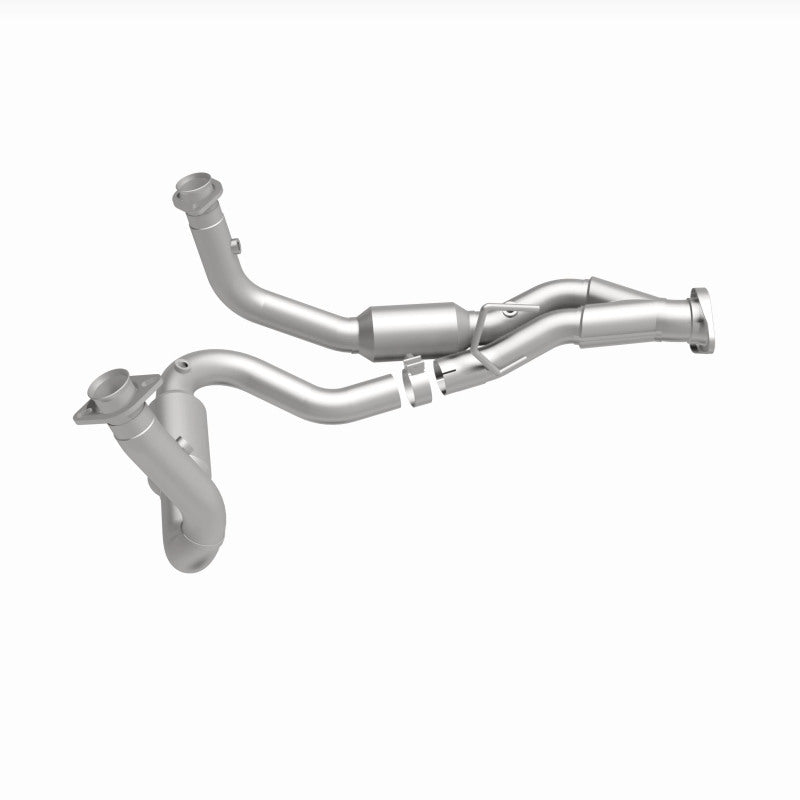 Magnaflow 05-06 Jeep Grand Cherokee 4.7L Direct Fit Catalytic Converter 4651686 4651686 360 Degree Image Set