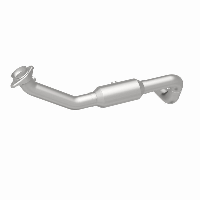 MagnaFlow Ford F-150 California Grade CARB Compliant Direct-Fit Catalytic Converter 5451831 360 Degree Image Set